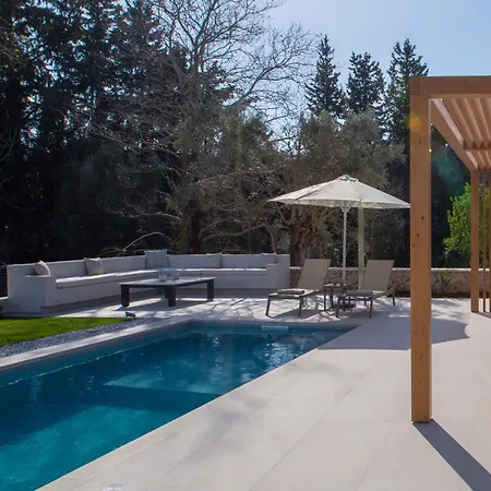 Villa Elpis *