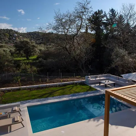 Villa Elpis Lefkada City